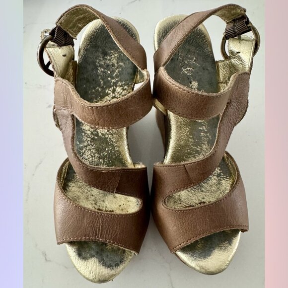 Very Volatile Brown Leather Wedge Sandals – Size 7 - Picture 4 of 7